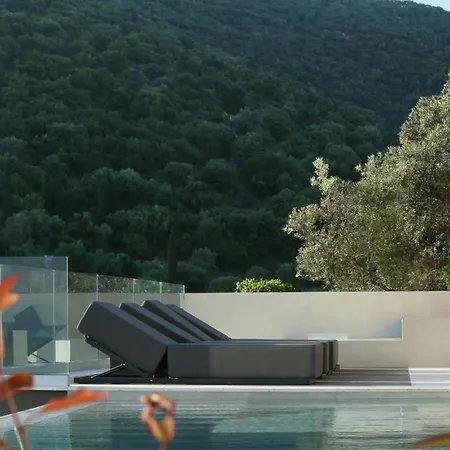 Scirocco Luxury Villas&suites