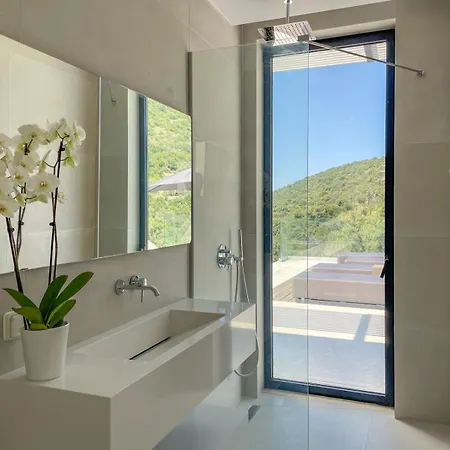 Villa Sirocco Luxury &